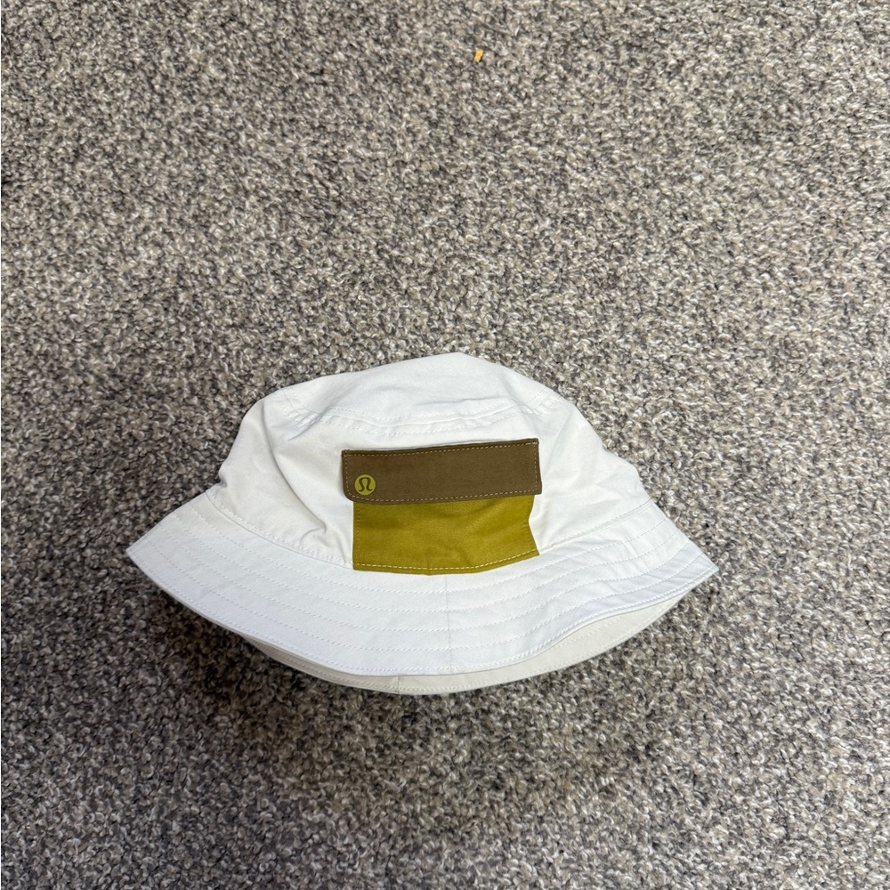 LULULEMON Men's pocket bucket hat
